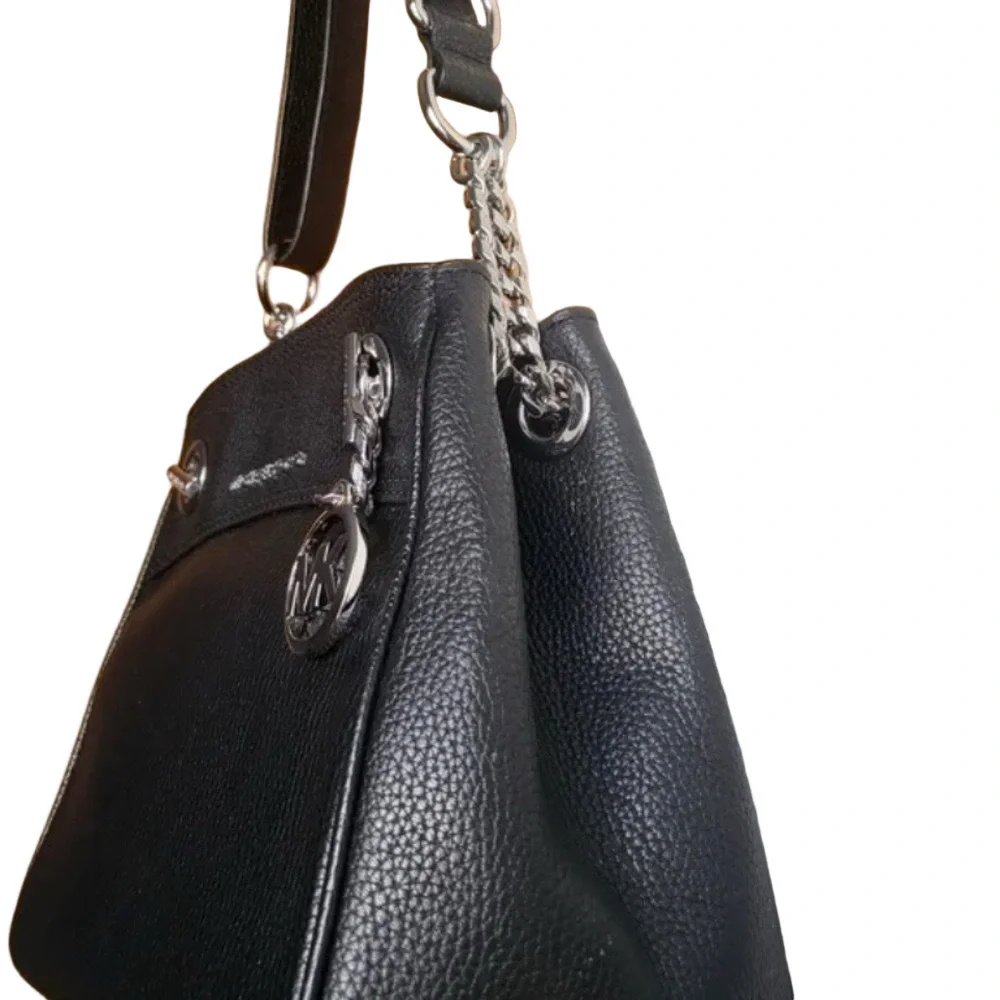 Michael Kors Pebbled Leather Chain Bag Black